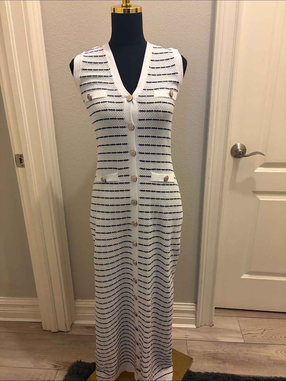 Commense Sleeveless White & Black Striped Button-Front Maxi Dress New Size XS